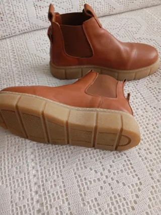 Botines Camel piel