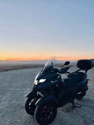 Yamaha Tricity 300 Gris