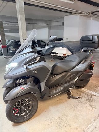 Yamaha Tricity 300 Gris