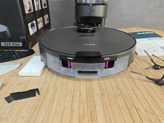 Eureka E20 Plus robot aspirador autovaciado 8000Pa