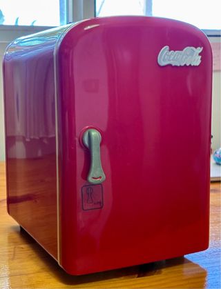 Mini Nevera Coca-Cola Vintage Roja. Funciona.