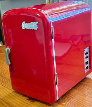 Mini Nevera Coca-Cola Vintage Roja. Funciona.