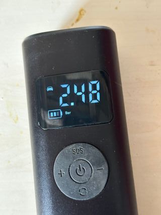 Compresor Neumáticos Portátil 2.48 Bar