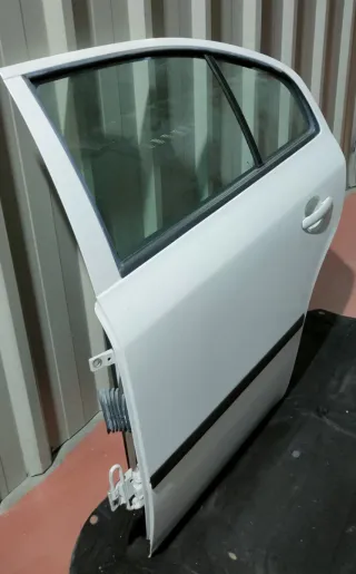 Puerta Trasera Skoda Octavia