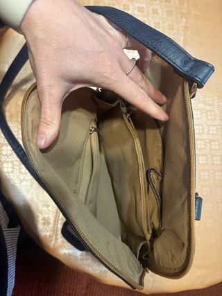 Bolso y cartera de corcho estampado