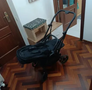 Carrito de bebé plegable