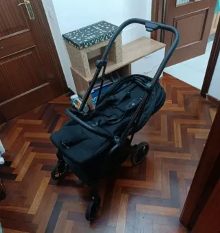 Carrito de bebé plegable