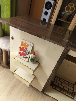 Máquina de coser con mueble