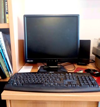 Ordenador Acer Antiguo Negro