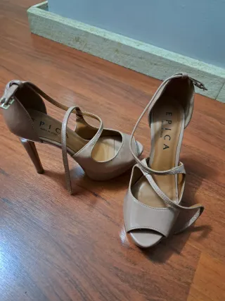 Zapatos de tacón Epica beige