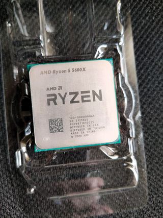 AMD Ryzen 5 5600X + Cooler Wraith Stealth