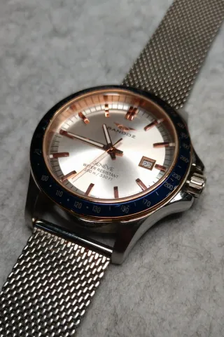 Reloj Sandoz Geneve Racing Esfera Plateada