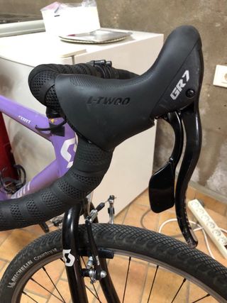Bicicleta Gravel Morada
