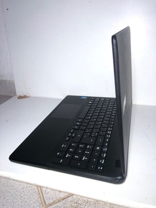 Acer Aspire ES1-571 (i3-5ª Gen)