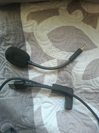 Cascos Razer Negros y Grises