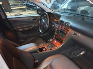 Paragolpes del mercedes-benz clase c bm 203 196200