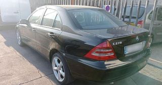 Paragolpes del mercedes-benz clase c bm 203 196200