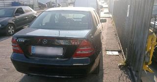 Paragolpes del mercedes-benz clase c bm 203 196200