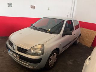 Renault Clio 2004