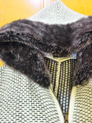 Abrigo Zara tipo poncho con capucha Con lana