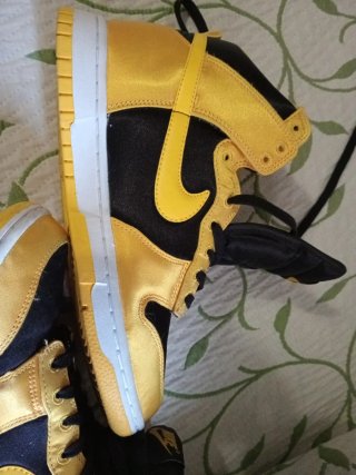 Zapatillas Nike Dunk High Amarillo Negro FN4216