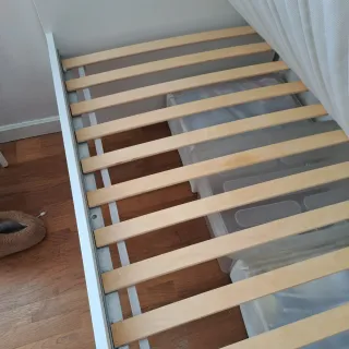 Cama individual blanca 90x200