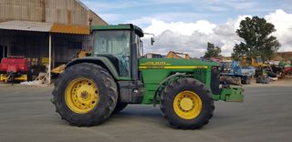 Tractor John Deere 8300