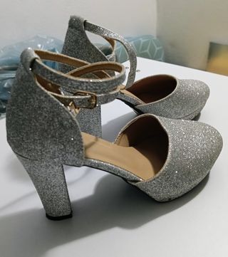 Scarpe con tacco glitter argento
