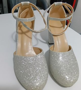 Scarpe con tacco glitter argento