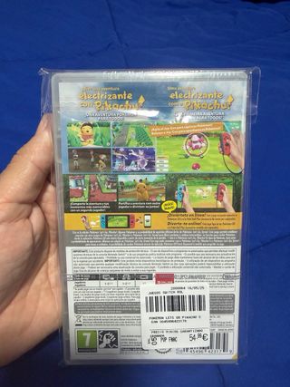 Pokemon Let's Go Pikachu! Nintendo Switch