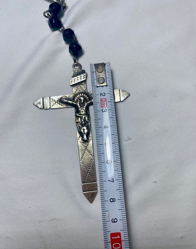 Rosario antiguo de plata y azabache