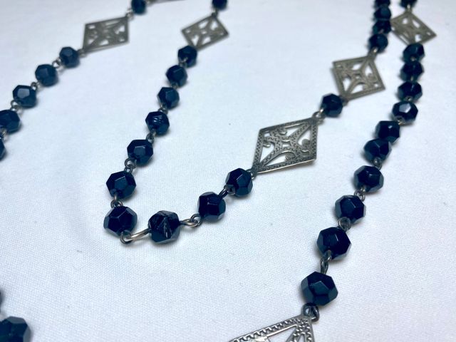 Rosario antiguo de plata y azabache