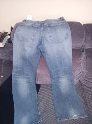 Vaqueros Zara Talla 44