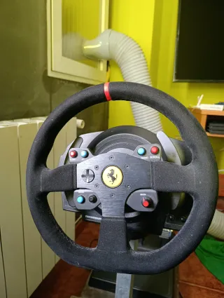 Volante Thrustmaster T300 Ferrari PS4/PC