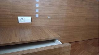 Cabecero y mesitas marrón A recoger en Hospitalet