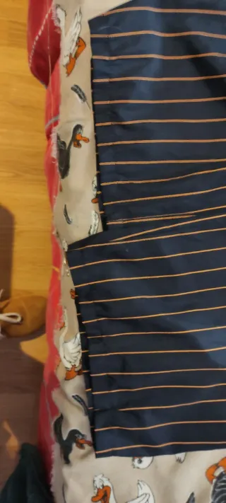 Pijama hombre rayas negro y dorado