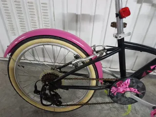 Bicicleta niña B'TWIN rosa y negra
