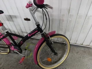 Bicicleta niña B'TWIN rosa y negra