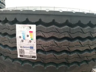 Vendo neumáticos de camión en medida 385/65/R22,5