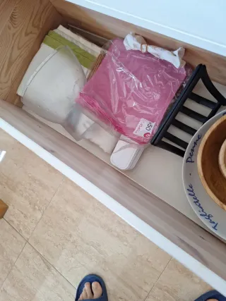 Vitrina Ikea Hemnes Blanca con Cajones