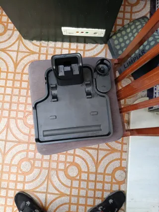 Aspiradora y friegasuelos 2 en 1