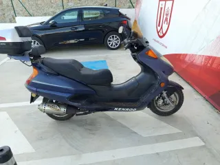 Moto Kenrod Atlas 125cc Automática