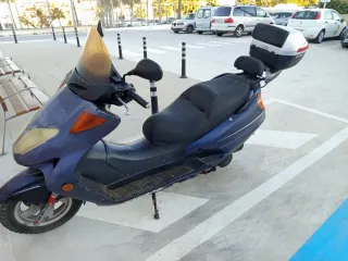 Moto Kenrod Atlas 125cc Automática