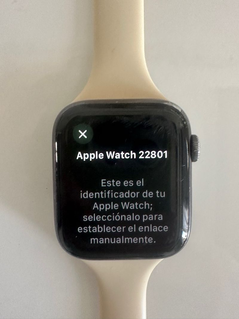 Apple Watch Series 4 GPS+Celular Beige y negra afbeelding 2
