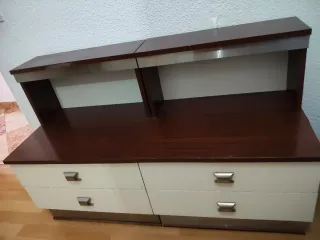 Mueble de salón madera y metal