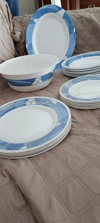 Vajilla porcelana azul y blanca. La opinión de Ten