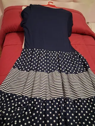 Vestido azul marino y blanco sin estrenar