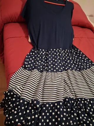 Vestido azul marino y blanco sin estrenar