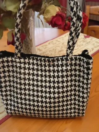 Bolso de tela estampado pata de gallo