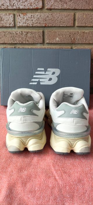 New Balance 9060 Sea Salt Nuevas